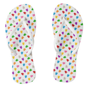 Chinelos Corações Coloridos De Amor Padrão De Design Branco