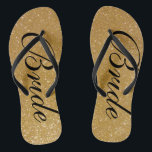Chinelos de noiva de ouro falsa para noiva<br><div class="desc">Chinelos de noiva de ouro falso para noiva e noivo. Cor de pulseira personalizada para ele e para ela. Textura brilhante de ouro com brilhos brilhantes e cintiladores cintilantes. Sandálias de praia brilhantes para homens e mulheres. Festa bonitinha para o tema da praia casamento, casamento, chá de panela, noivado, aniversário,...</div>
