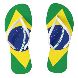 Chinelos de praia com bandeira brasileira para hom