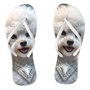 Chinelos Diamond Diva: O Poodle Glamoroso em Sparkle