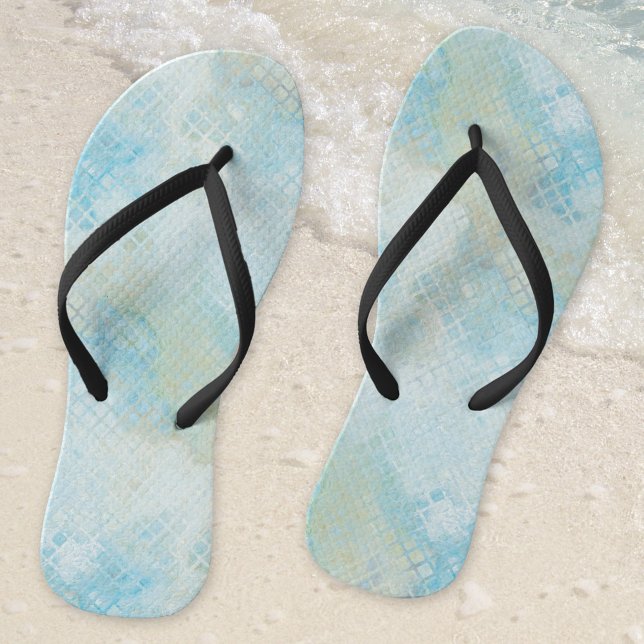 Chinelos do Oceano Azul de Turquesa de Seafoam (Flip flops featuring a modern artistic abstract pattern inspired by the beach - seafoam - turquoise)