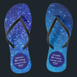 Chinelos Festa de solteira brilhante azul<br><div class="desc">Design de Bachelorette de Fim de Semana Azul Glitter. Este flip-flops de Festa de solteira combina dois tamanhos de fonte para uma aparência mais dinâmica. Para itens correspondentes, siga o link: Caso você precise de personalização para o design, fique livre para entrar em contato comigo: szdesigns2021@gmail.com</div>