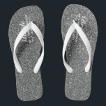 Chinelos Flipflops de Casamento Glitter SILVER BRIDE, Praia<br><div class="desc">Adicione o papel dos membros do Partido Bridal,  casais casados e data de casamento a esses elegantes flipflops de casamento de praia de verão com um falso acabamento de ouro.</div>