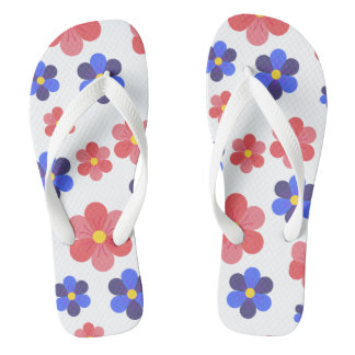 Chinelos Flores azuis e vermelhas para looks de praia fofos