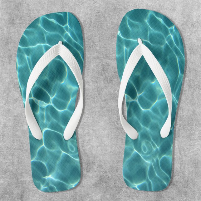 Chinelos Foto da Piscina Verde Aqua (Aqua Teal Swimming Pool Water Photo Flip Flops)