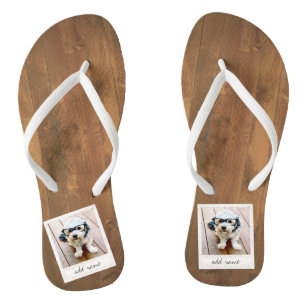 Chinelos Fotografia Rústica com Instagrama Quadrado e Madei