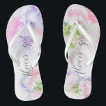 Chinelos GENETISMO FLORÍFICO DE PÊS DOCE Flower Girl<br><div class="desc">Sandálias de Garota Flor para combinar com a coleção - Peias Doces Florais de Casamento Chic em rosa e lavanda com caligrafia bonito e fontes modernas</div>