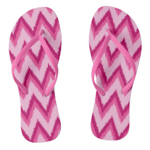 Chinelos Ikat Chevron Stripes - Fuchsia e rosa pálido