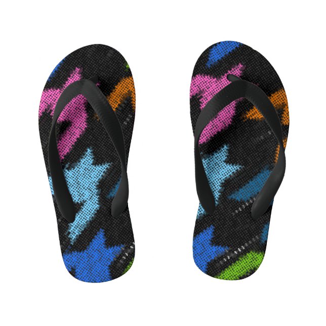 Chinelos Infantis Mentira: imitação de canvas ruins. (Pé da cama)