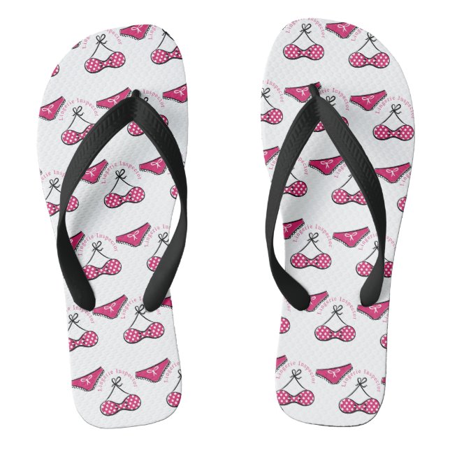 Chinelos Inspetora de Lingerie Thunder_Cove  (Pé da cama)