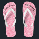 Chinelos Mãe de Noiva Rosa Monogramada<br><div class="desc">Um presente divertido para a mãe da noiva e o noivo. Quando os pés dela estiverem cansados no final da noite, ela vai querer isso! Personalize-os!</div>