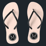 Chinelos Monograma de pontos finos, cor-de-rosa e preto<br><div class="desc">sandálias de flutuação de sacudir impressas personalizadas com um padrão de bolinhas giro e um monograma personalizado ou outro texto em círculo. Clique em Personalizar para alterar as fontes e cores do texto ou adicionar suas próprias imagens para criar uma única design!</div>