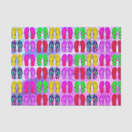 Chinelos no papel tecidular da areia