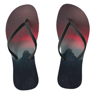 Chinelos Nuvens a arder, nevoeiro e montanhas