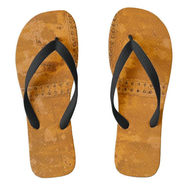 Chinelos ouro cor de laranja velho e enferrujado (Pé da cama)