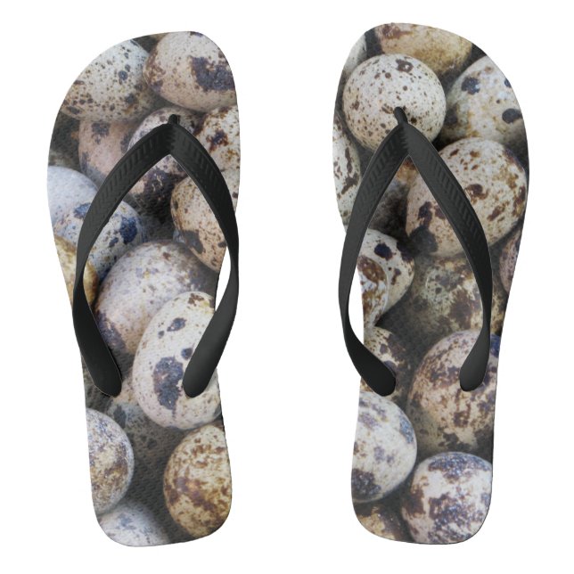 Chinelos Ovos de codorniz (Pé da cama)