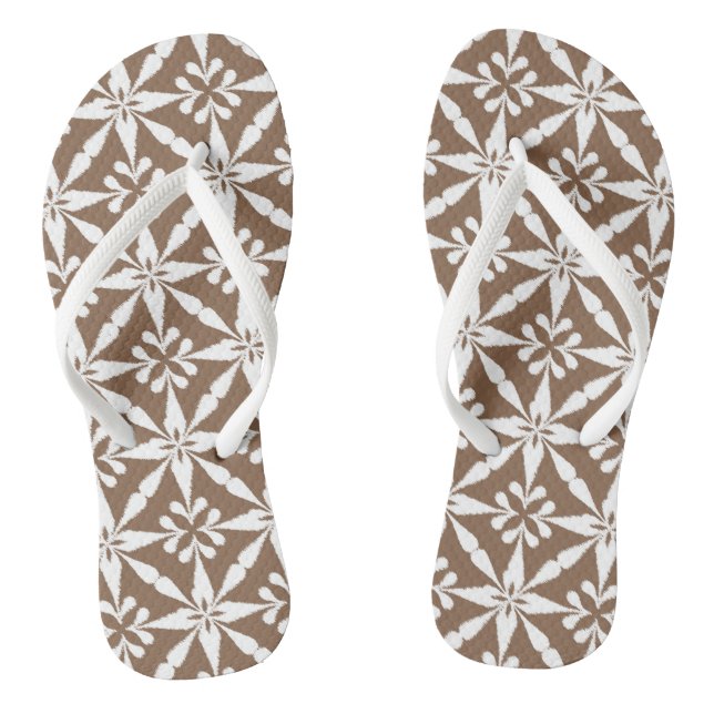 Chinelos Padrão de Estrela Ikat - Bege Taupe e Branco (Pé da cama)