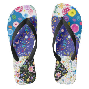 Chinelos Padrão floral em patchwork em um fundo preto. Ve