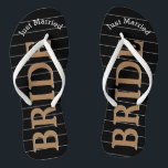 Chinelos Recem casados preto Dourado a preto ou qualquer co<br><div class="desc">Padrão Preto e Branco Dourado - Alterar para qualquer cor clicando em personalizar. Recem casados Dourado a preto ou qualquer cor. Você pode mudar a cor do fundo preto Combine qualquer evento ou faça deles sua cor favorita com a combinação dourada! Também posso mudar a Recem casados de ler qualquer...</div>