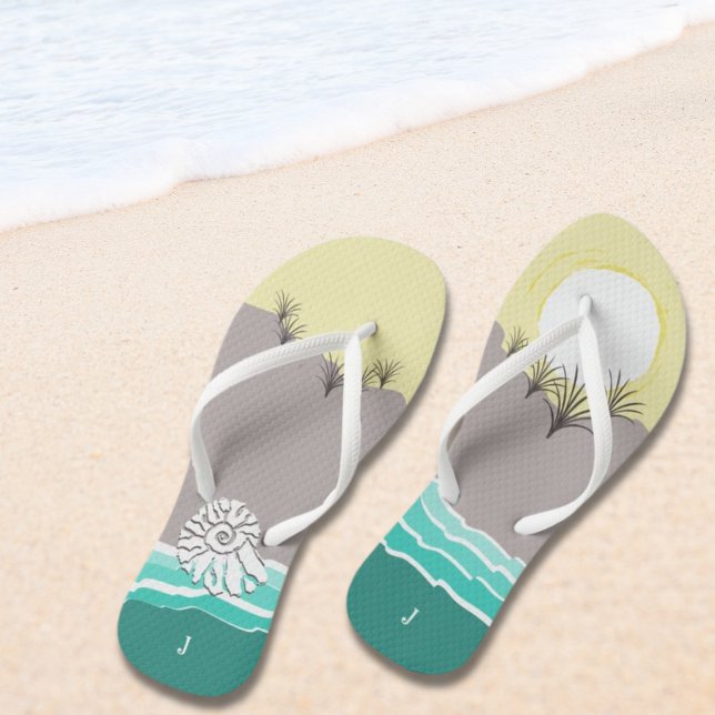 Chinelos Shell e Iniciais de Praia Sunset de Abstrato Diver (Fun Abstract Sunset Beach Shell & Initials Flip Flops)