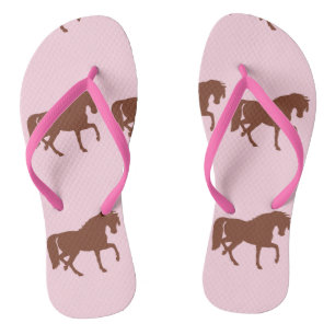 Chinelos Silhute de cavalo marrom a rosa