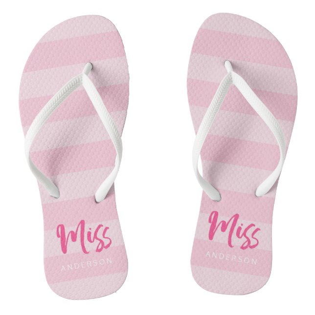 Chinelos Tiras Rosa Personalizam com Nome Miss (Pé da cama)