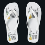 Chinelos Tribo de praia tropical da festa de solteira<br><div class="desc">Este design foi criado através da arte digital. Pode ser personalizado clicando no botão personalizar e alterando a cor, adicionando um nome, iniciais ou as suas palavras favoritas. Entre em contato comigo em colorflowcreations@gmail.com se você quiser usar este design em outro produto. Compre minha pintura de acrílico abstrato original para...</div>