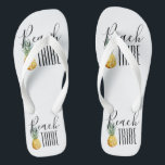 Chinelos Tribo de praia tropical da festa de solteira<br><div class="desc">Este design foi criado através da arte digital. Pode ser personalizado clicando no botão personalizar e alterando a cor, adicionando um nome, iniciais ou as suas palavras favoritas. Entre em contato comigo em colorflowcreations@gmail.com se você quiser usar este design em outro produto. Compre minha pintura de acrílico abstrato original para...</div>