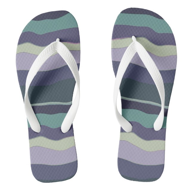 Chinelos Turquesa e tiras onduladas roxas (Pé da cama)