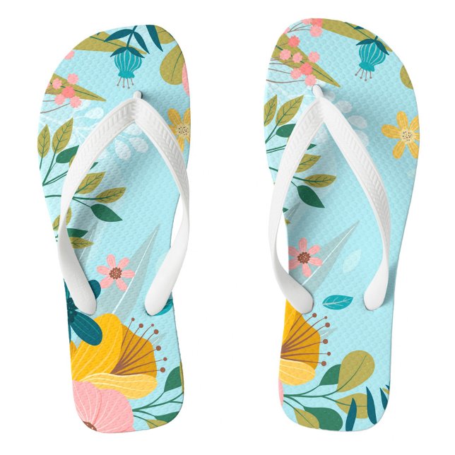 Chinelos Verão (Decorated floral flip flops for pool or beach.  )