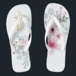 Chinelos Watercolor Floral Wedps Flipflops BRIDE Boho<br><div class="desc">Adicione o papel dos membros do Partido Bridal,  nome do casal casado e data de casamento a esses elegantes flipflops de casamento de praia de verão.</div>