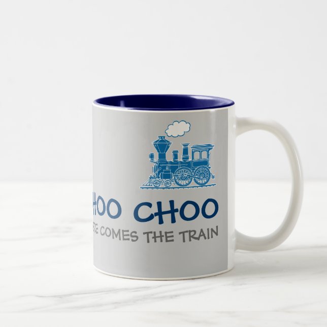 Choo Choo aqui vem o marinho do trem e a caneca da (Direita)