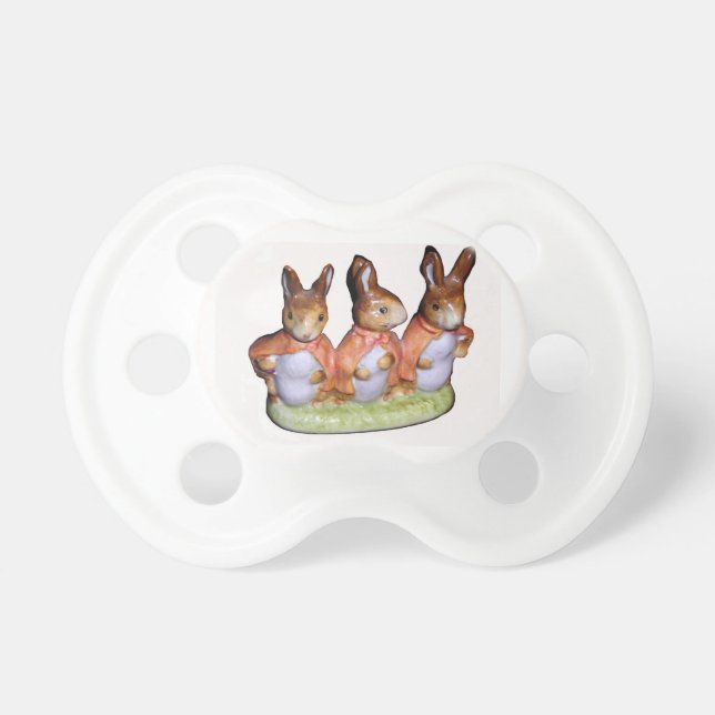 Chupeta Pacifier - Flopsy, Mopsy e coelho (Frente)