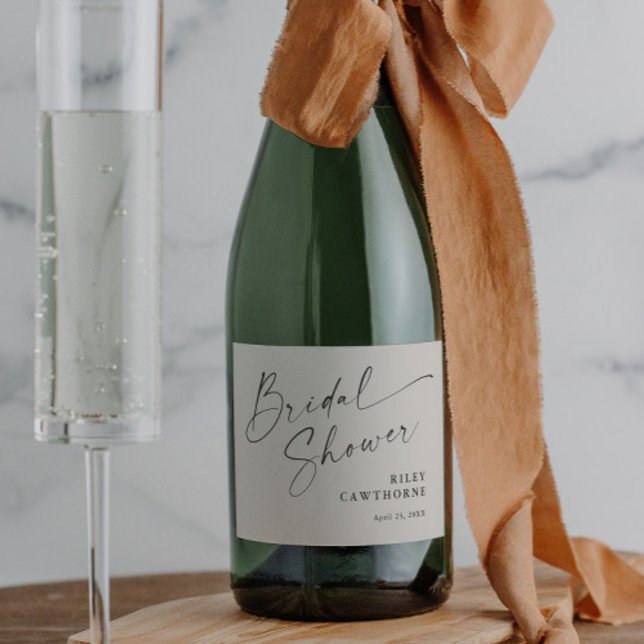 Chuva de Noiva Boho Marfim Rótulo Moderno (Modern script boho bridal shower sparkling wine label.)