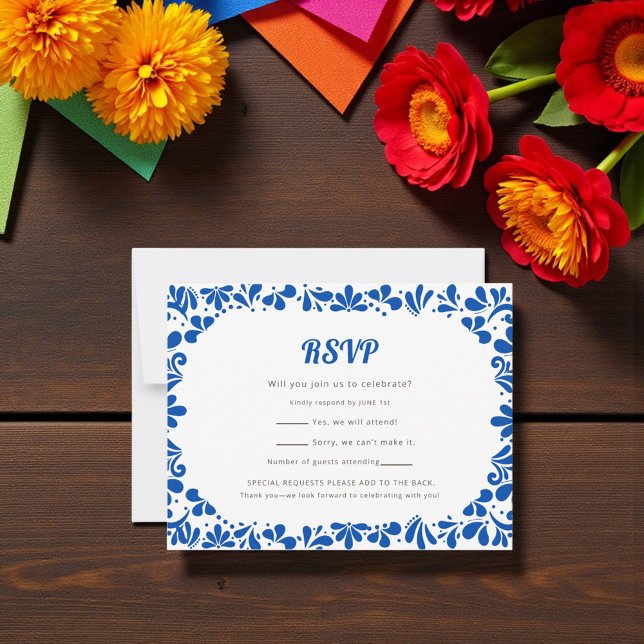 Cielito Lindo Bold Blue Geometric RSVP Card (Criador carregado)
