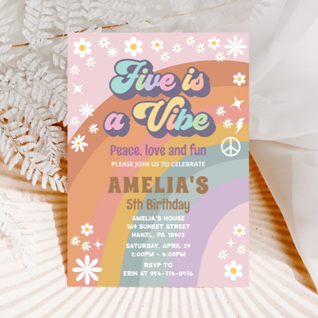 Cinco é um convite de aniversário vívido (Criador carregado)