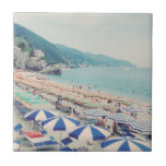 Cinque Terre Italy Fun Beach Scenic Foto do Viagem<br><div class="desc">Uma bela vista paisagística da bela praia,  oceano azul e montanhas em Monterosso al Mare,  Cinque Terre,  Itália,  mostrando famílias que gozam de um dia ensolarado divertido no mar. Fotografia de viagem e praia.</div>