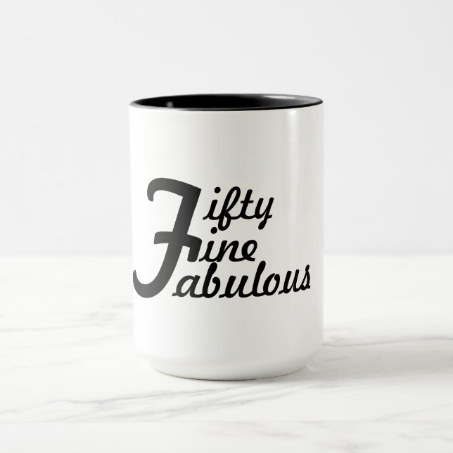 Cinqüênta finos e caneca de café fabulosa (Centro)
