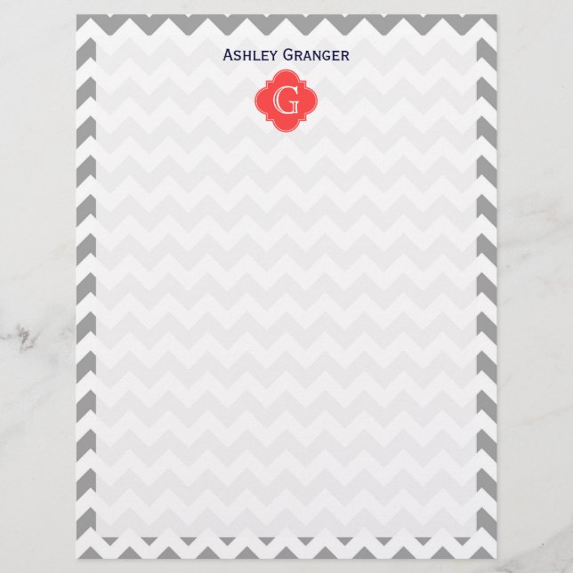 Cinza Whevron Coral Red Quatrefoil Monograma (Frente)