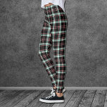 Cinzas Pretas Rosa Madras Xadrezes Leggings<br><div class="desc">Estas leggings apresentam um padrão de xadrez rosa,  preto e cinza que facilmente levará você do inverno para a estação do primavera. Chic e moderno,  esta xadrez irá coordenar-se com muitas cores e estilos no seu armário.</div>