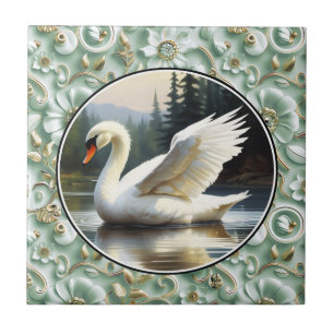 Cisne Desliza Graciosamente no Lago