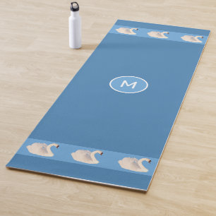 Cisnes Elegantes & Monograma em Tapete de Yoga Azu