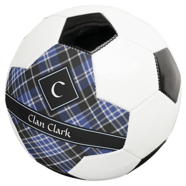 Clan Clark caçando a bola de futebol de Tartan (Três quartos)