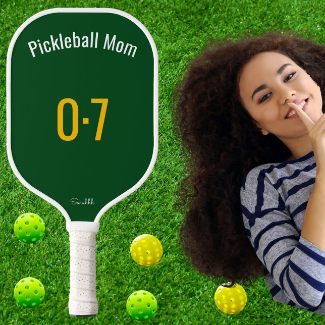 Classic Sporty Pickleball Mom Custom Name Number (Criador carregado)