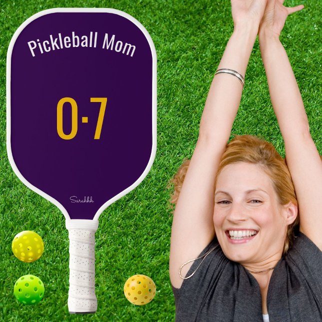 Classic Sporty Pickleball Mom Custom Name Number (Criador carregado)