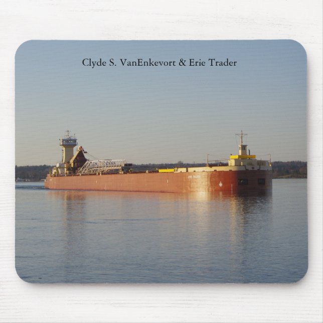 Clyde S. VanEnkevort & Erie Trader mousepad (Frente)