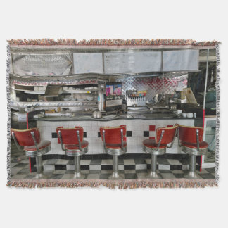 Cobertor Abandoned Diner 