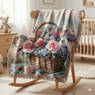Cobertor Coelhinhos Aninhados Entre Rosas de Cabana