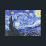 Cobertor De Velo A Noite Estrelada de Van Gogh<br><div class="desc">A pintura a óleo do mestre holandês Vincent Van Gogh (1853-1890) Provavelmente sua pintura mais famosa, Van Gogh pintou "A Noite Estrelada" em 1889 da memória enquanto em um asilo na França onde ele se registrou para depressão. A cena retrata a vista de sua janela de quarto. Na pintura há...</div>
