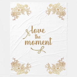 Cobertor De Velo "Ame o Momento" Dourado e Branco Floral em filigra